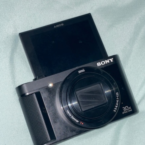 Camera - Picture 3 of 6